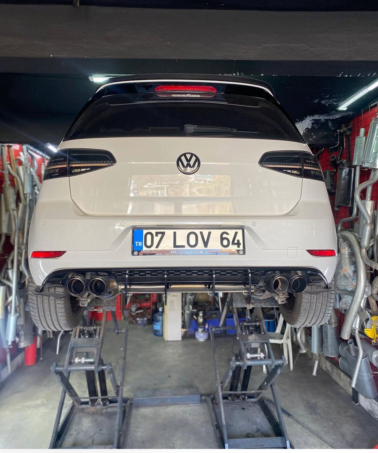 M-Performance Karbon Uçlar